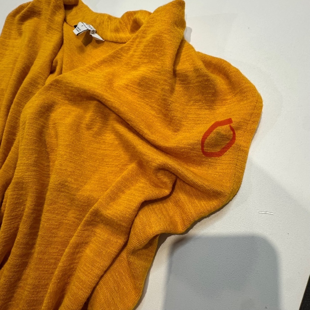 Women's Mustard Sleeveless Top - Picture 7 of 7